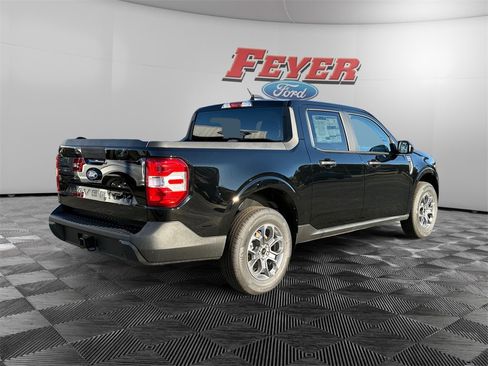 New 2025 Ford Maverick XLT w/ XLT Luxury Package image 5