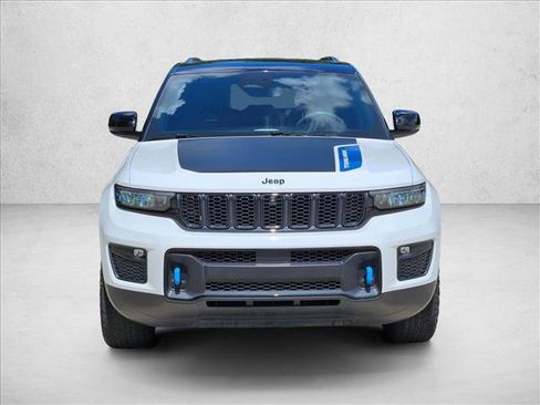 Used 2022 Jeep Grand Cherokee Trailhawk AWD/4WD image 2