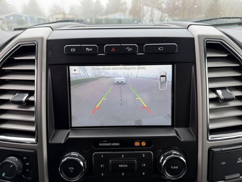 Used 2017 Ford F250 Lariat w/ Lariat Value Package image 22