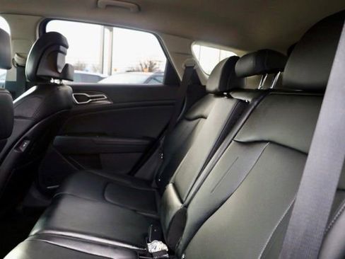 Used 2023 Kia Sportage EX image 36