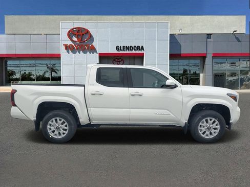 New 2026 Toyota Tacoma SR5 image 2