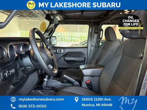 Used 2019 Jeep Wrangler Unlimited Sport AWD/4WD image 9
