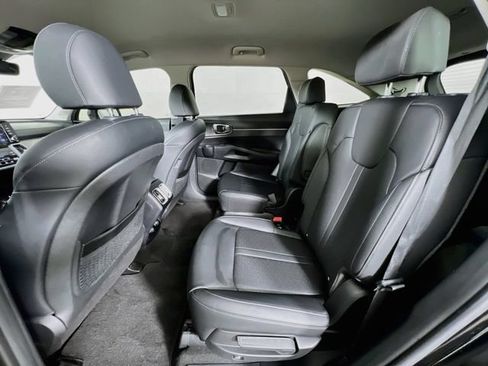 Used 2023 Kia Sorento EX AWD/4WD image 24