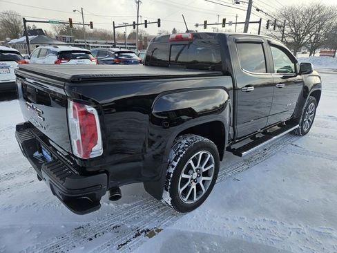 Certified 2021 GMC Canyon Denali image 5