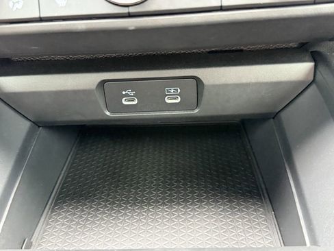 Used 2025 Honda Accord SE image 25