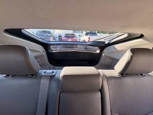 Used 2010 Toyota Prius FWD image 28