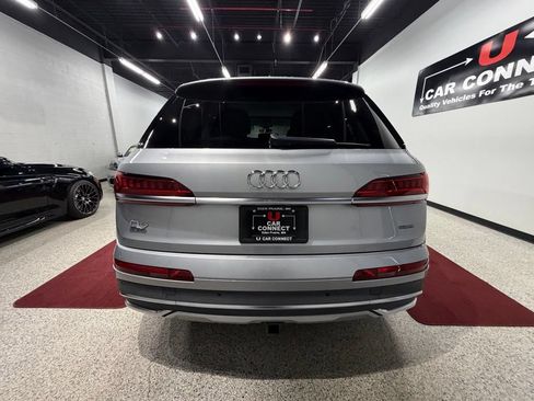 Used 2020 Audi Q7 3.0T Prestige w/ Prestige Package AWD/4WD image 11