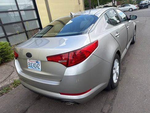 Used 2013 Kia Optima LX FWD image 2