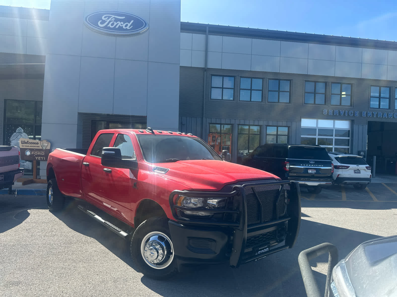 Used 2023 RAM 3500 Tradesman AWD/4WD image 1