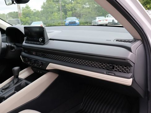 Certified 2024 Honda Accord LX image 9