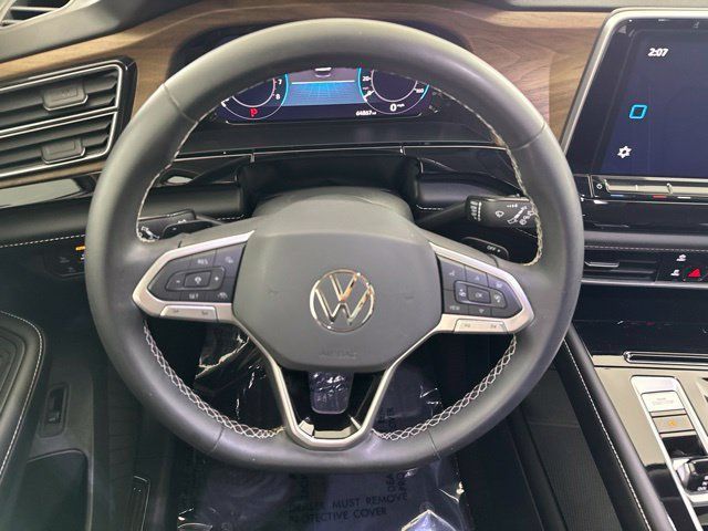Used 2024 Volkswagen Atlas SE w/ Black Wheel Package AWD/4WD image 27