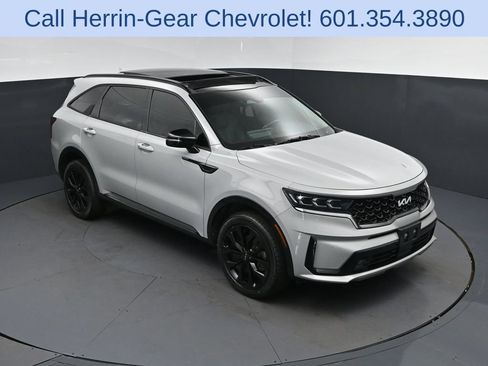 Used 2023 Kia Sorento SX AWD/4WD image 1