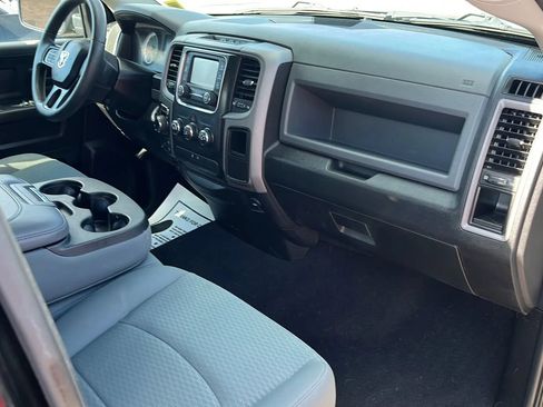 Used 2017 RAM 1500 Express w/ Black Ram 1500 Express Group AWD/4WD image 40