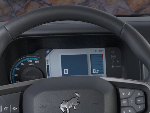 New 2025 Ford Bronco Badlands image 13