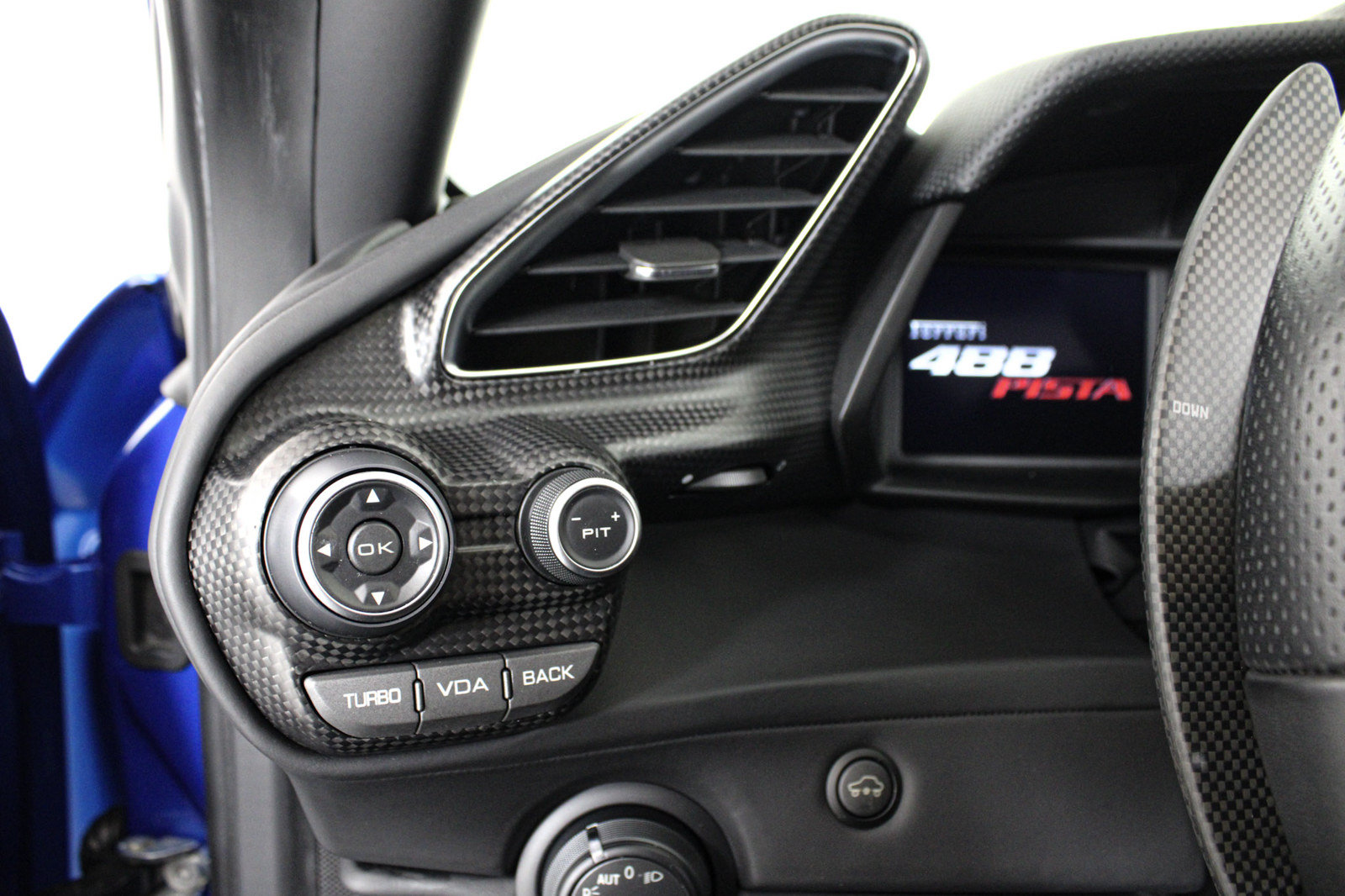 Used 2020 Ferrari 488 Pista Coupe RWD image 39