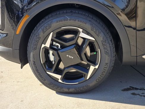 New 2026 Kia Sportage EX image 8