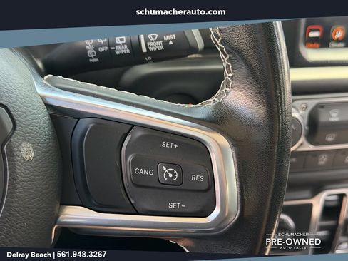 Used 2022 Jeep Wrangler Unlimited Sahara w/ LED Lighting Group AWD/4WD image 21