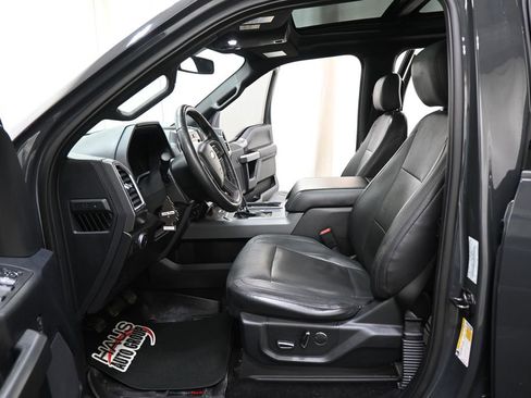 Used 2016 Ford F150 XLT w/ Equipment Group 302A Luxury image 8