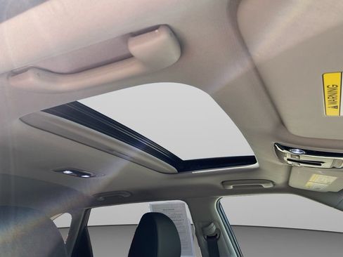 Certified 2024 Kia Seltos EX AWD/4WD image 12