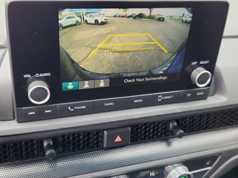 Used 2023 Honda CR-V EX image 23
