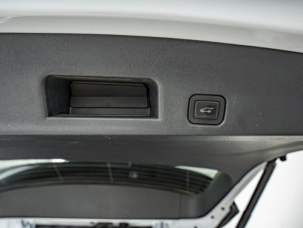 Used 2024 Chevrolet Traverse LS FWD image 39