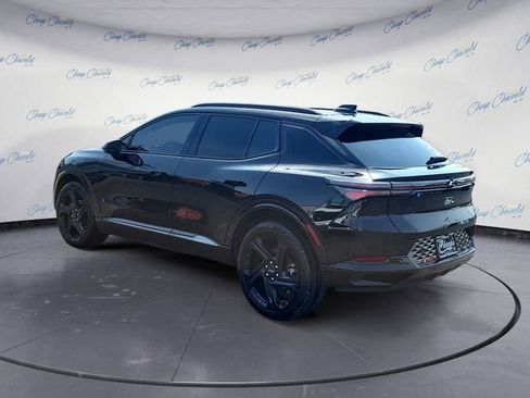 Used 2024 Chevrolet Equinox EV RS image 3