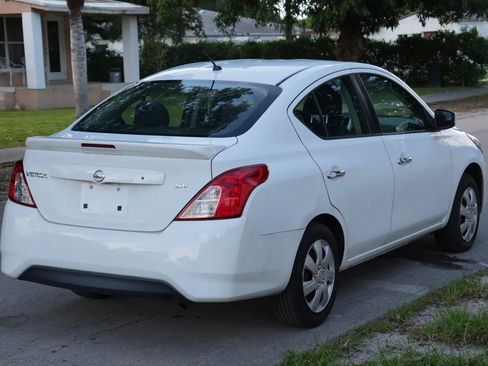 Used 2018 Nissan Versa SV FWD image 6