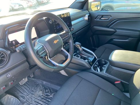 Used 2024 Chevrolet Colorado LT w/ LT Convenience Package II image 12