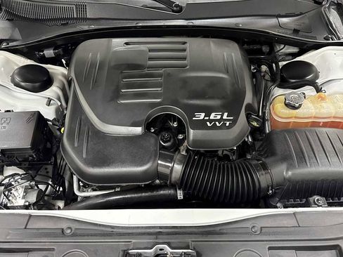 Used 2017 Chrysler 300 S w/ 300S Premium Group image 31