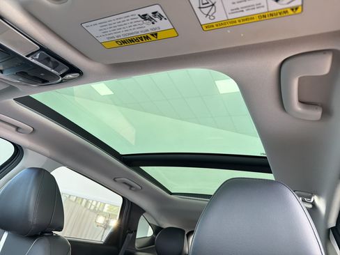 Used 2024 Hyundai Tucson Limited FWD image 16