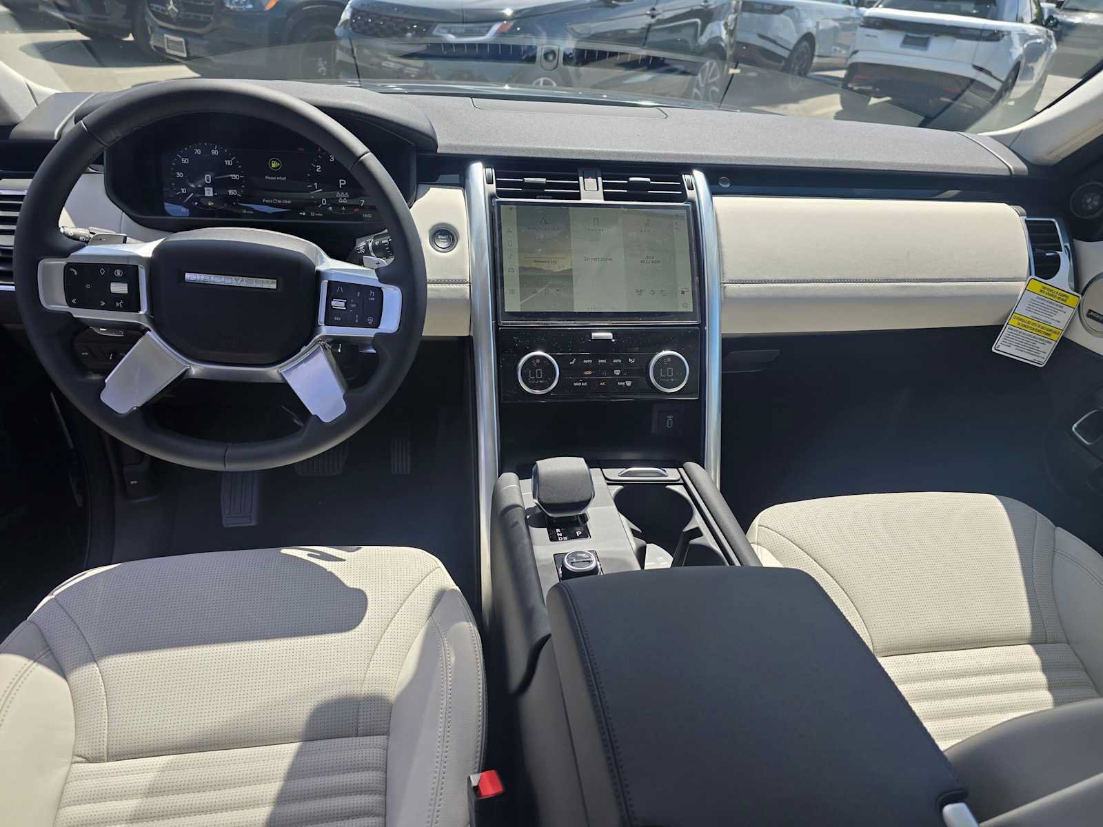 New 2026 Land Rover Discovery S AWD/4WD image 21