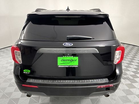 Used 2022 Ford Explorer XLT w/ Equipment Group 202A RWD image 10