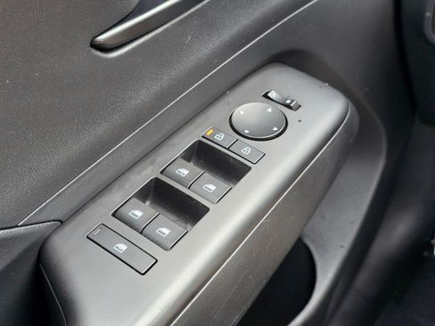 Used 2024 Hyundai Kona SEL FWD image 32