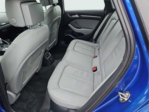 Used 2018 Audi A3 e-tron Prestige image 33