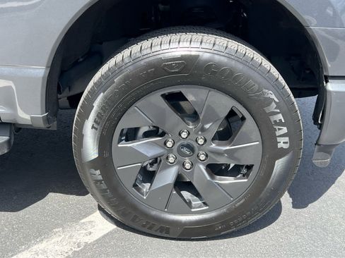 Used 2025 Ford F150 Lightning Lariat w/ Max Trailer Tow Package AWD/4WD image 16