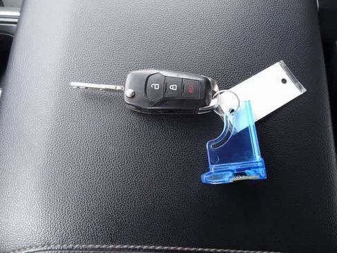 Used 2024 Ford F150 XLT w/ Mobile Office Package image 36