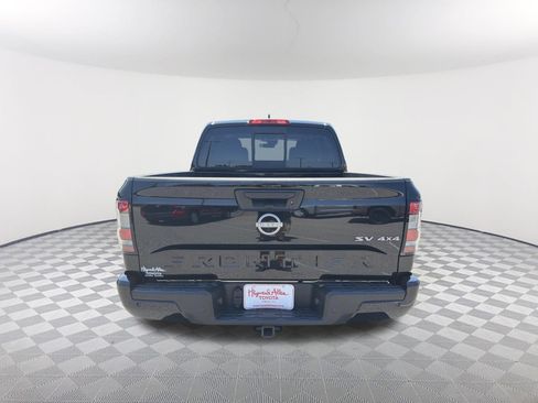 Used 2022 Nissan Frontier SV AWD/4WD image 15