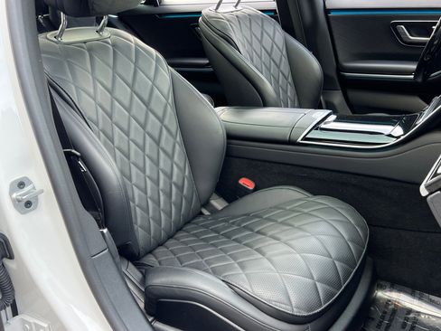 Used 2024 Mercedes-Benz S 580 4MATIC Sedan image 17
