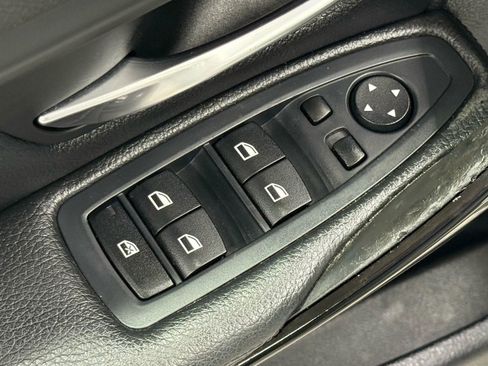 Used 2013 BMW 335i xDrive Sedan image 17