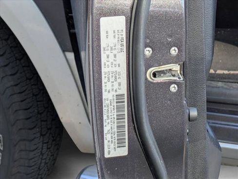 Used 2016 RAM 1500 Laramie w/ Convenience Group image 15