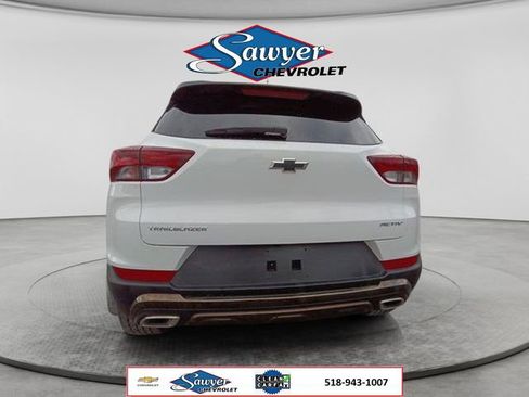 Used 2023 Chevrolet TrailBlazer ACTIV w/ Sun and Liftgate Package FWD image 4