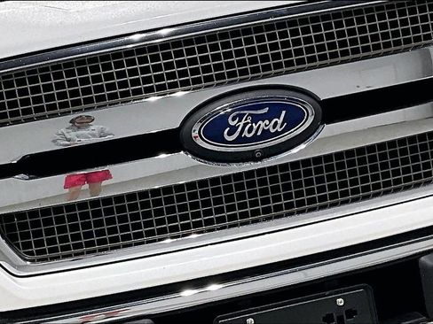 Used 2020 Ford F150 King Ranch w/ Equipment Group 601A Luxury AWD/4WD image 37