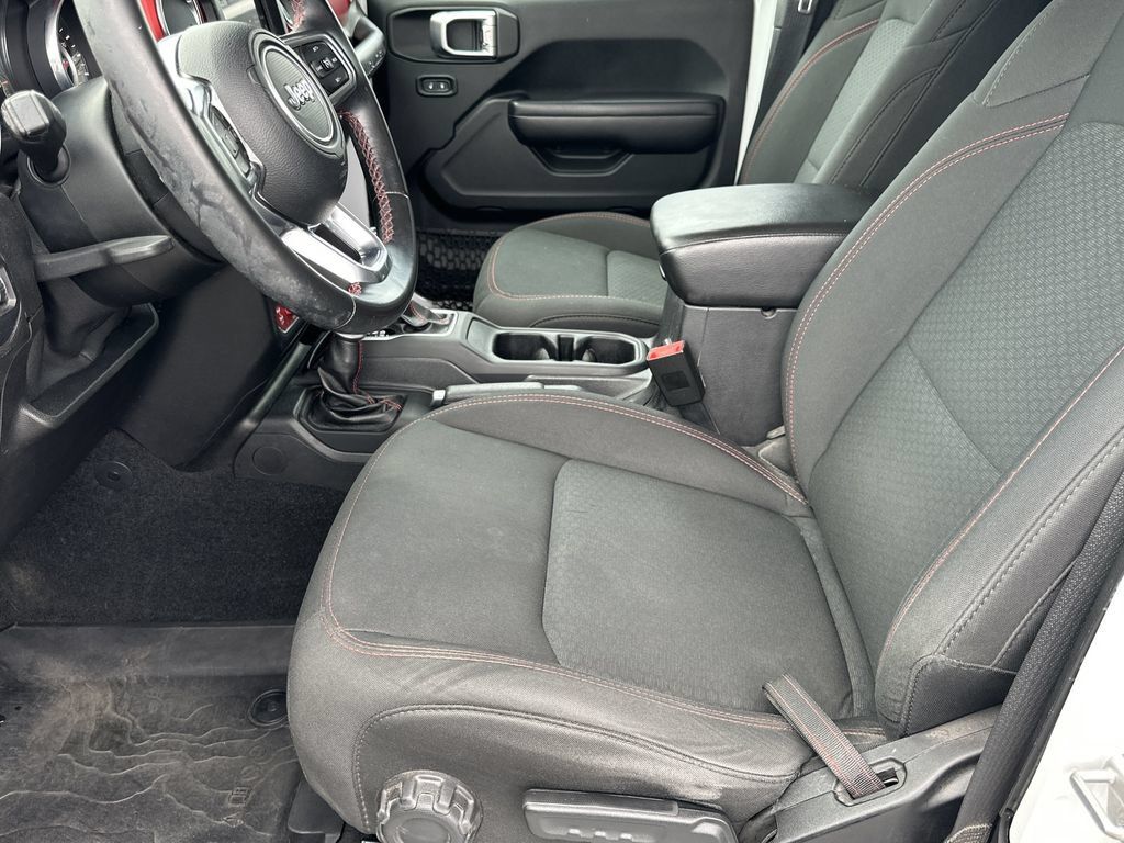 Certified 2019 Jeep Wrangler Unlimited Rubicon AWD/4WD image 14