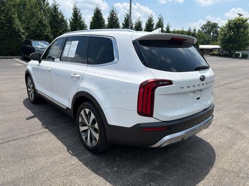 Used 2020 Kia Telluride EX w/ EX Premium Package FWD image 3