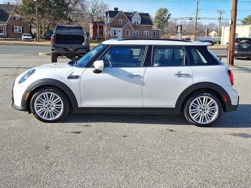 Used 2024 MINI Cooper S image 8