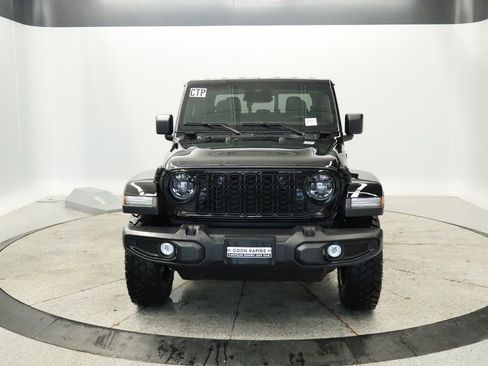 New 2026 Jeep Gladiator Sport AWD/4WD image 11