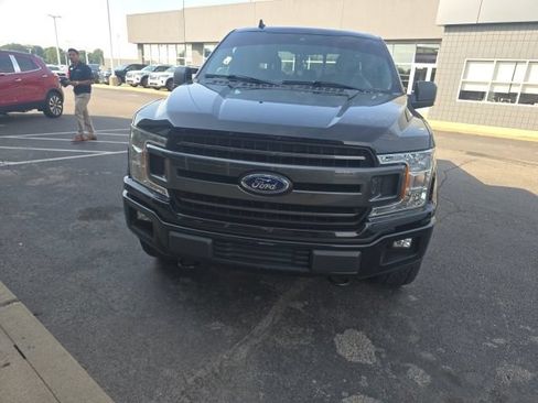 Used 2019 Ford F150 XLT w/ Equipment Group 302A Luxury AWD/4WD image 3