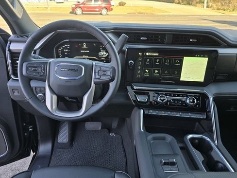 New 2025 GMC Sierra 2500 Denali w/ Denali Reserve Package image 21