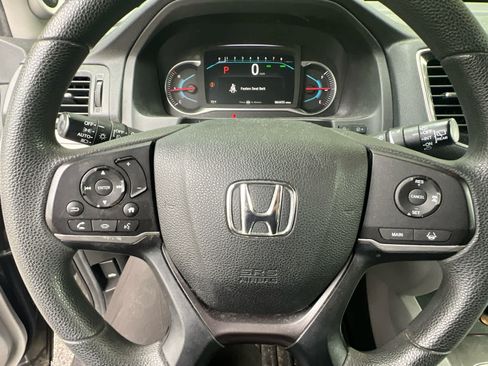 Used 2019 Honda Pilot EX image 9
