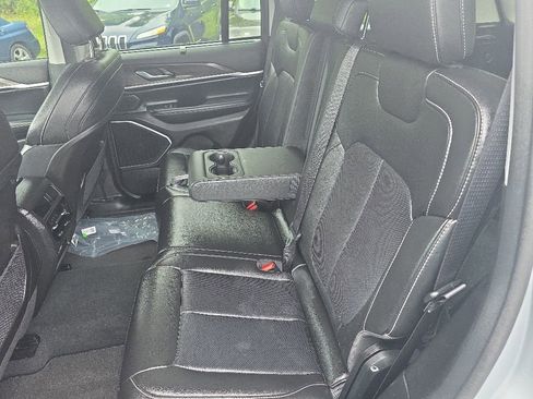 Used 2023 Jeep Grand Cherokee 4WD 4xe w/ Luxury Tech Group II image 23